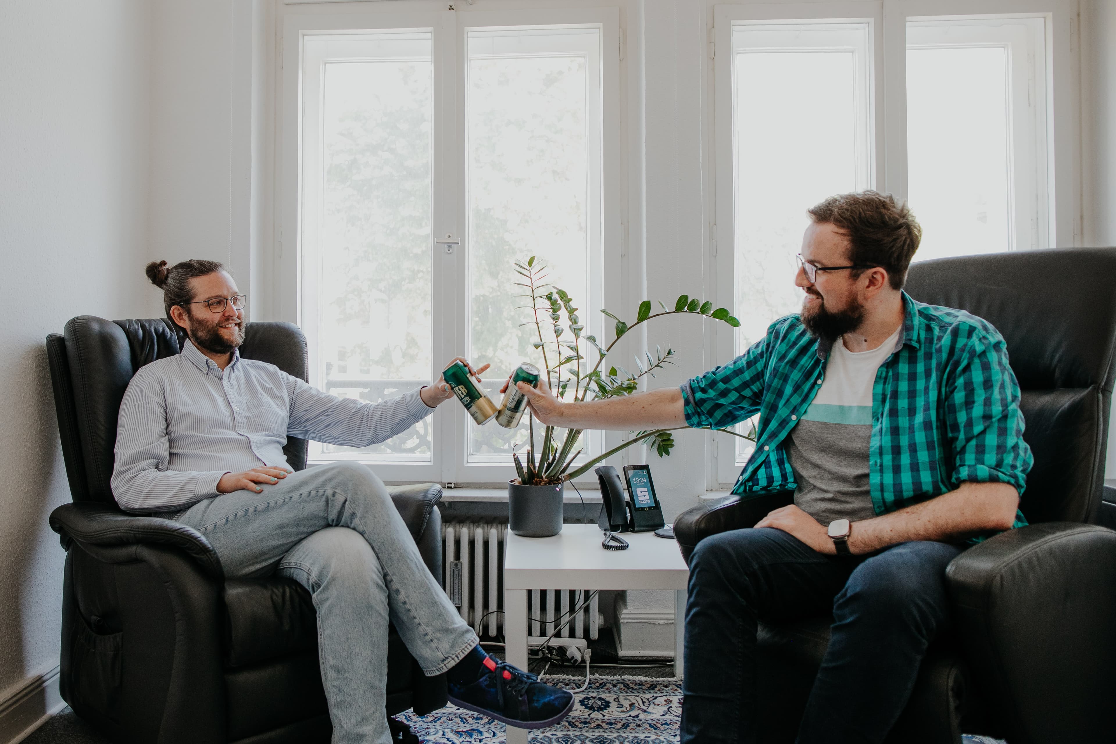 Im Suora-Büro arbeiten